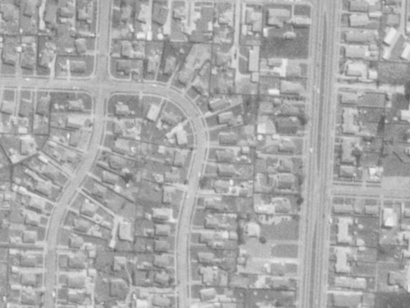 46 Lambeth Crescent from the air, 1975-1979