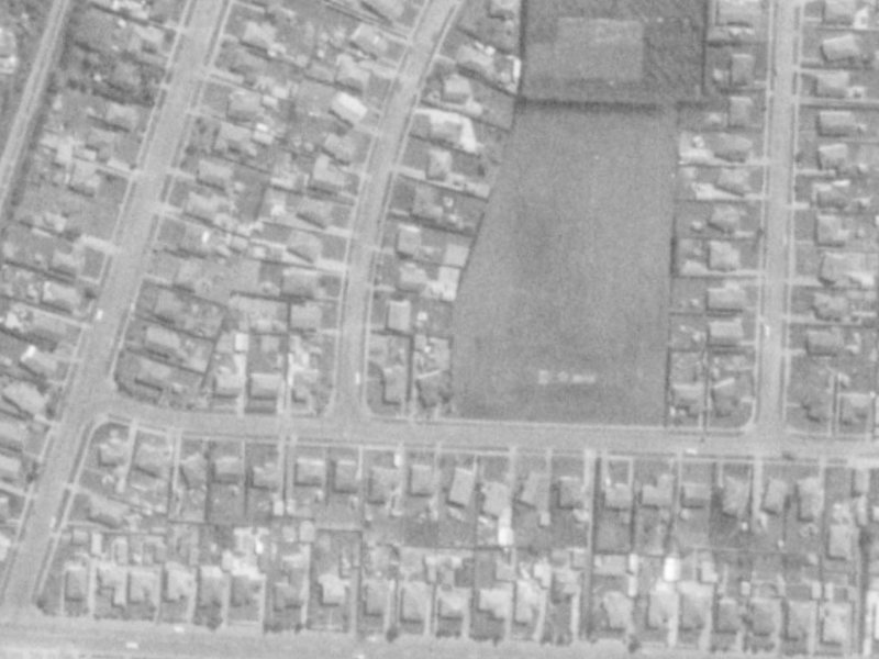 4 Camden Street from the air, 1975-1979