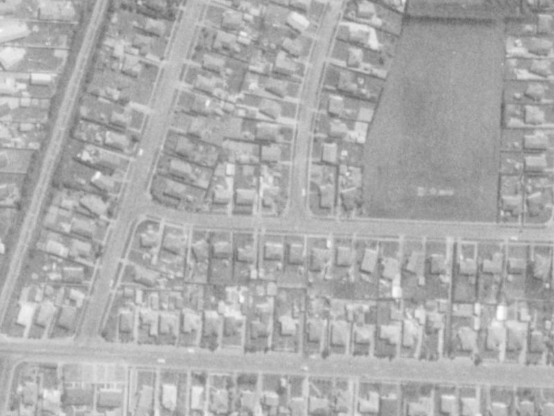 7 Paddington Street from the air, 1975-1979