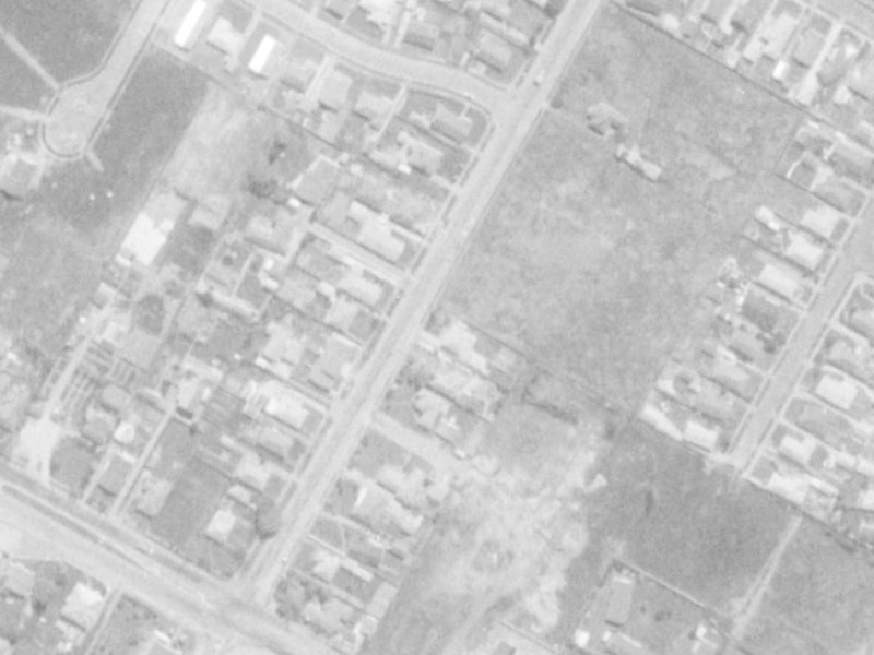 18 Gardiners Road from the air, 1975-1979