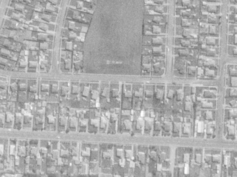 26 Paddington Street from the air, 1975-1979
