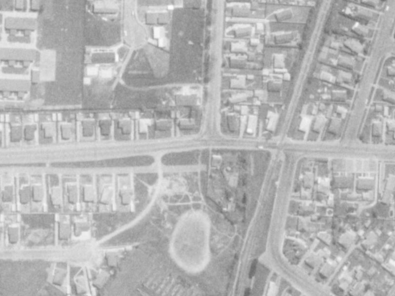 3/25 Cavendish Road from the air, 1975-1979