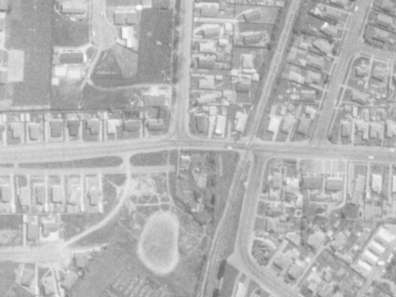 2 Cavendish Road from the air, 1975-1979