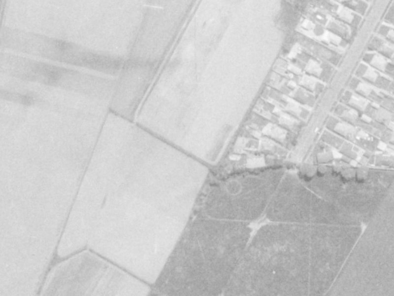 37 Becmead Drive from the air, 1975-1979