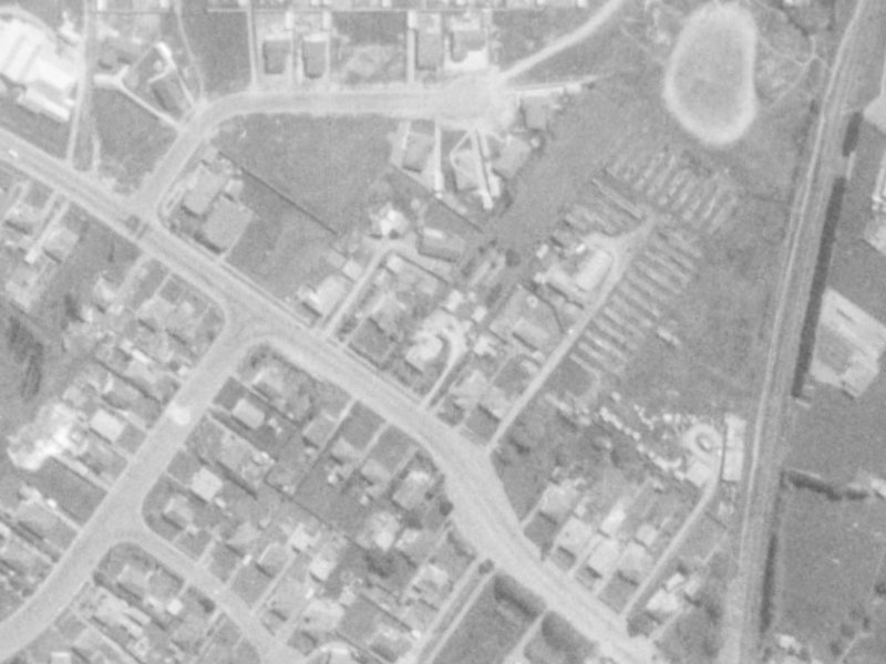 122 Sawyers Arms Road from the air, 1975-1979