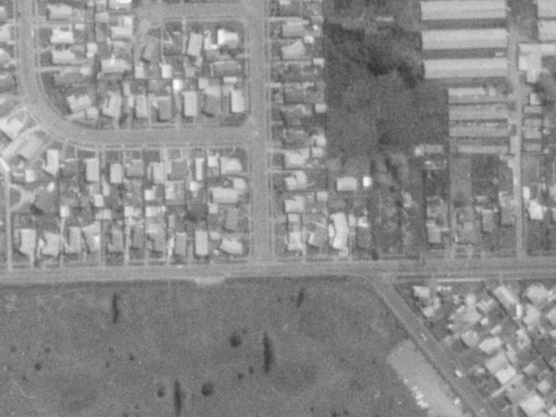 4 Donnington Street from the air, 1975-1979