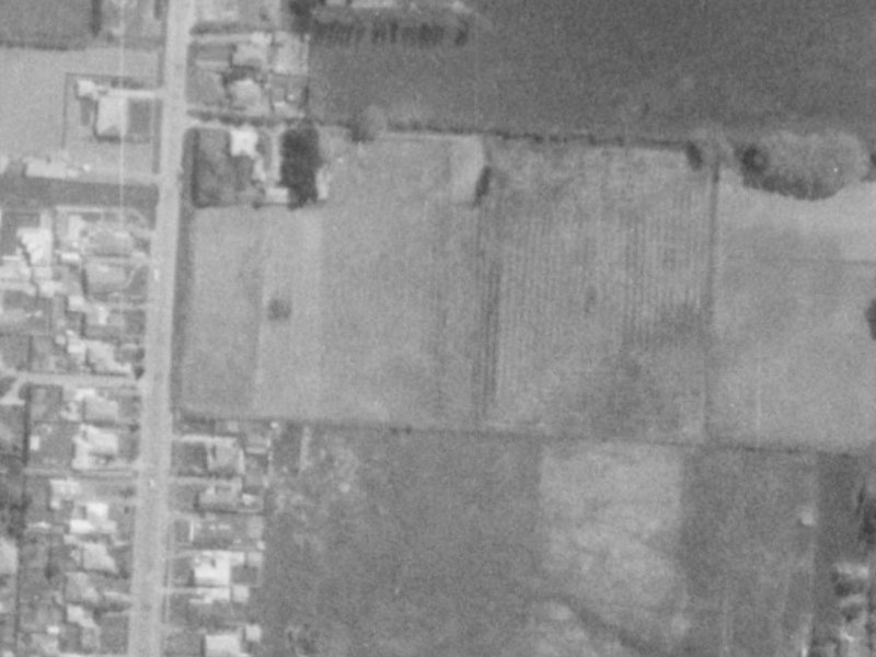 23 Autumn Place from the air, 1975-1979