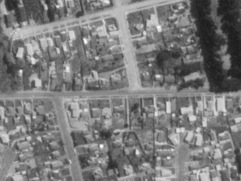 26-28 Beach Road from the air, 1975-1979