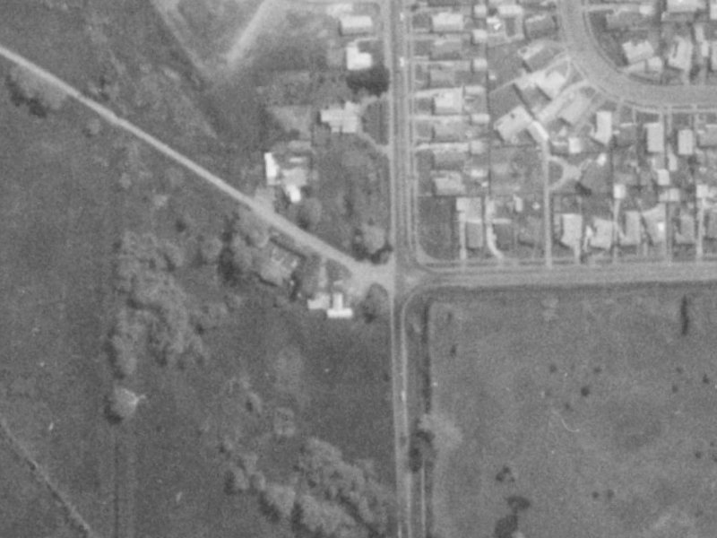 256-268 Beach Road from the air, 1975-1979