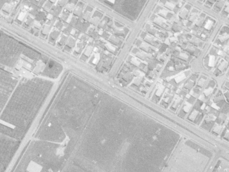 2 Cotswold Avenue from the air, 1975-1979