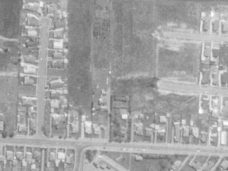 39B Greenock Street from the air, 1975-1979
