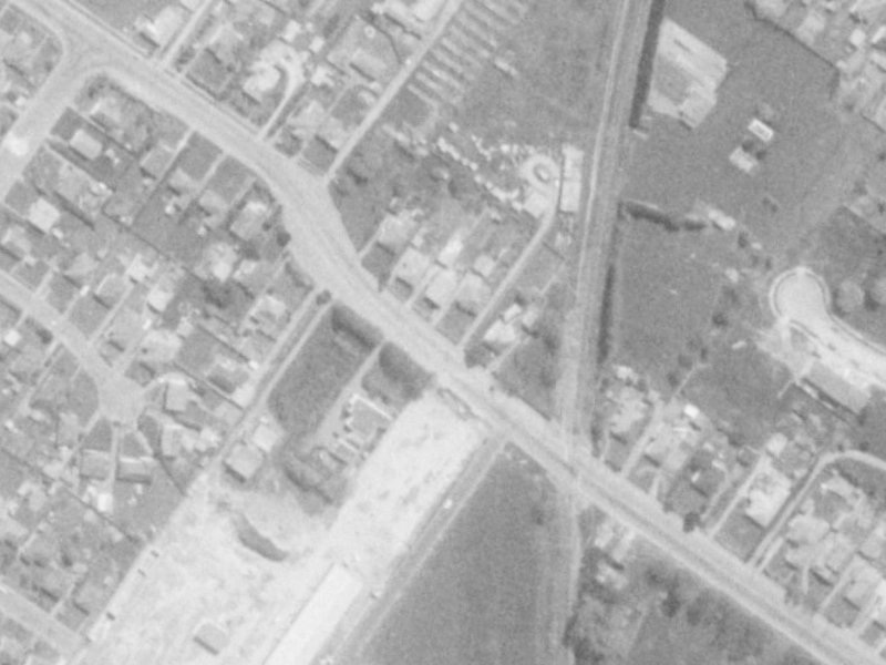 105 Sawyers Arms Road from the air, 1975-1979