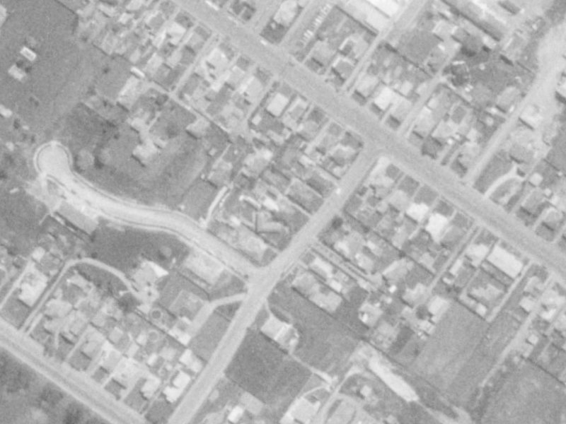 4 Nyoli Street from the air, 1975-1979