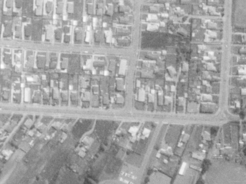 3 Sarabande Avenue from the air, 1975-1979