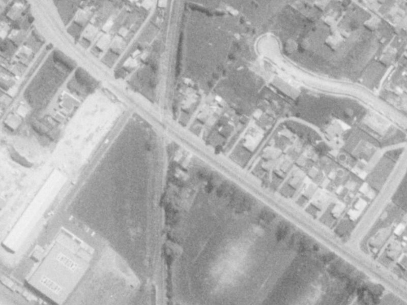88 Sawyers Arms Road from the air, 1975-1979