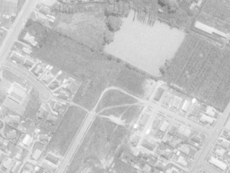 18 Murmont Street from the air, 1975-1979