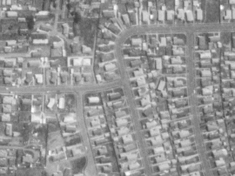 31 Philomel Street from the air, 1975-1979