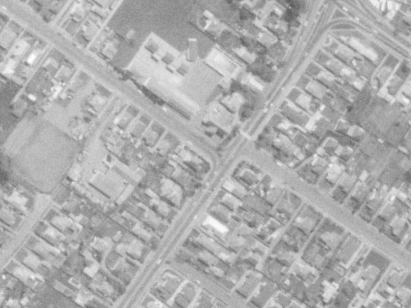 1 Vagues Road from the air, 1975-1979