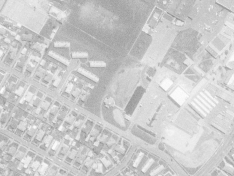 14–20 Raleigh Street from the air, 1975-1979