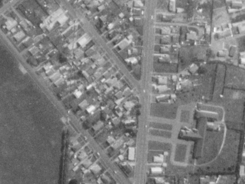 64 Flemington Avenue from the air, 1975-1979