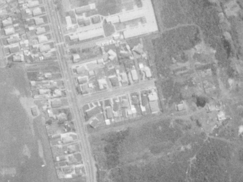 8 Clarevale Street from the air, 1975-1979
