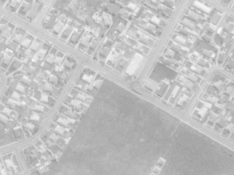 61 Isleworth Road from the air, 1975-1979