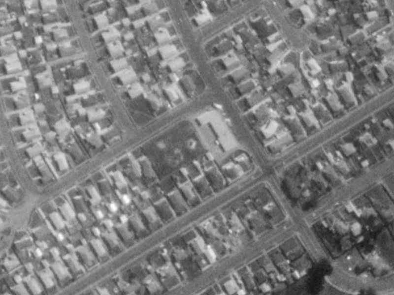 83E Effingham Street from the air, 1975-1979
