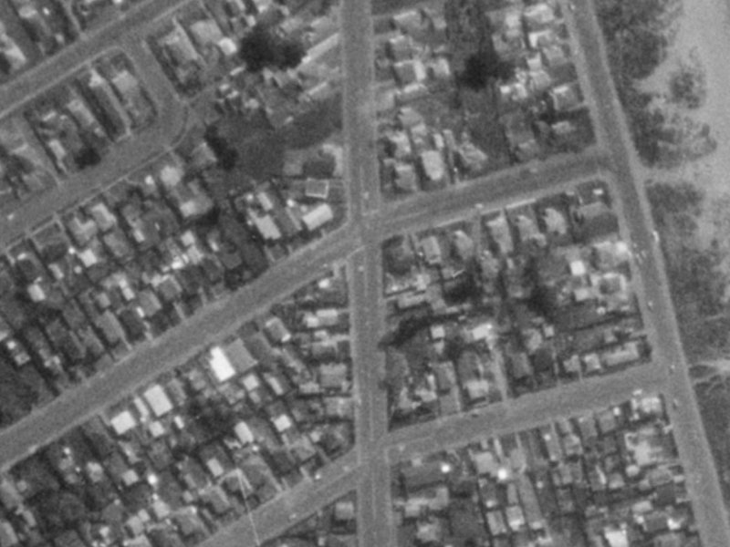 23 Effingham Street from the air, 1975-1979