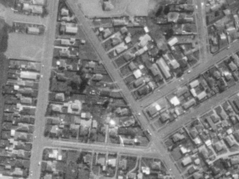 42 Marriotts Road from the air, 1975-1979