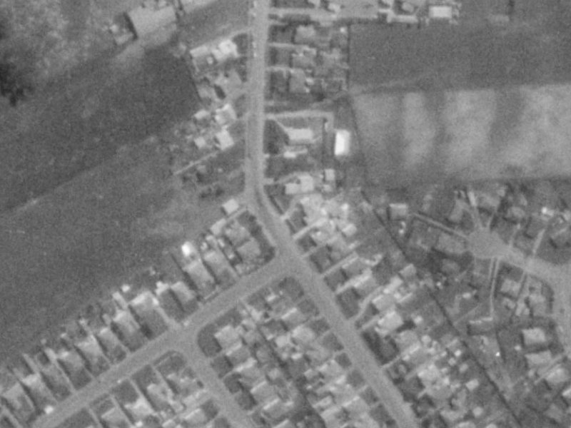 82 Philpotts Road from the air, 1975-1979