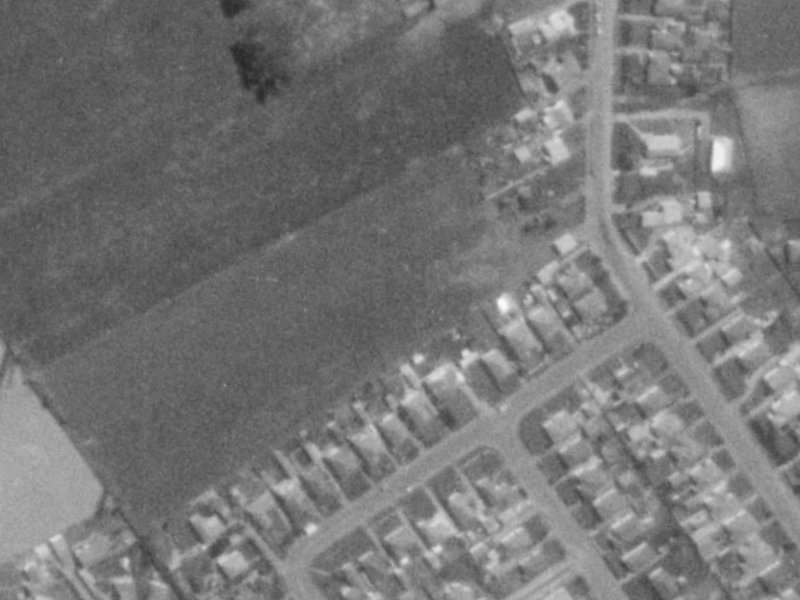 77B Glenfield Crescent from the air, 1975-1979
