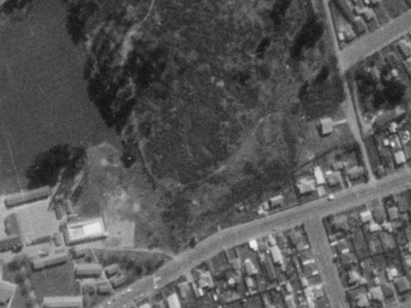 17 Sea Eagles Place from the air, 1975-1979