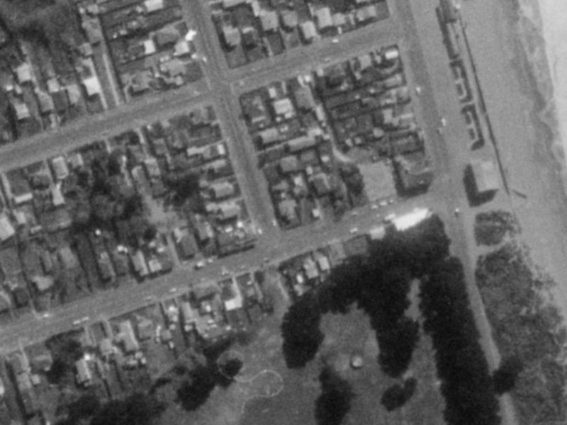 32A Bowhill Road from the air, 1975-1979