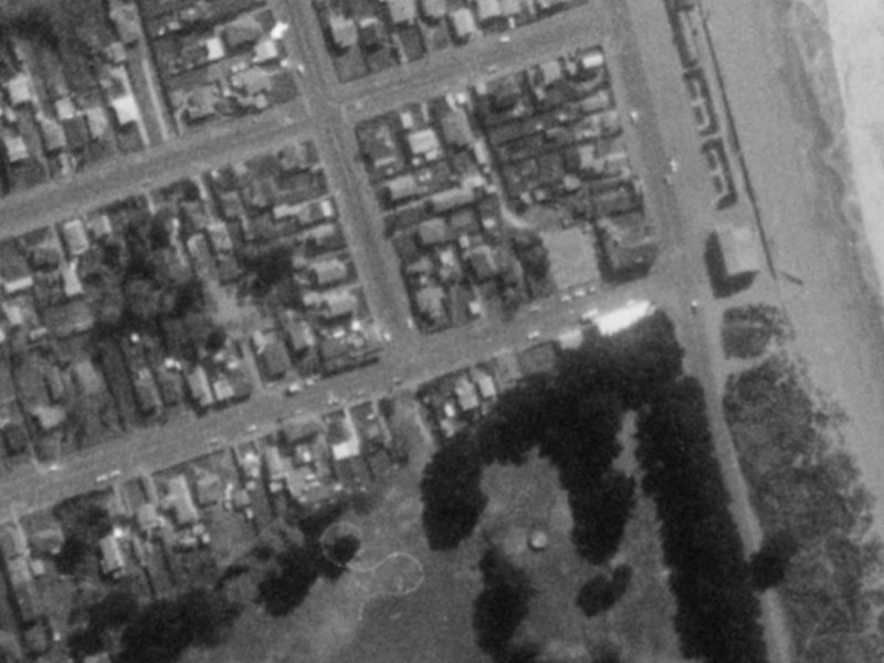 32 Bowhill Road from the air, 1975-1979