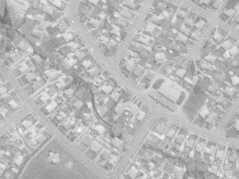 85 Harris Crescent from the air, 1975-1979