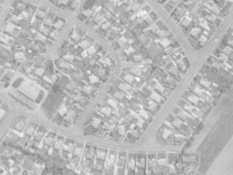 49 Bourne Crescent from the air, 1975-1979