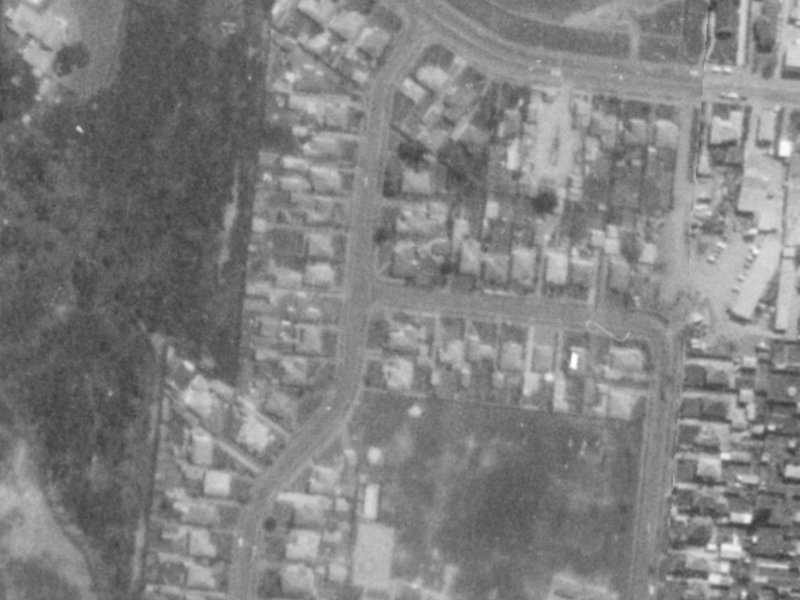 91 Willryan Avenue from the air, 1975-1979