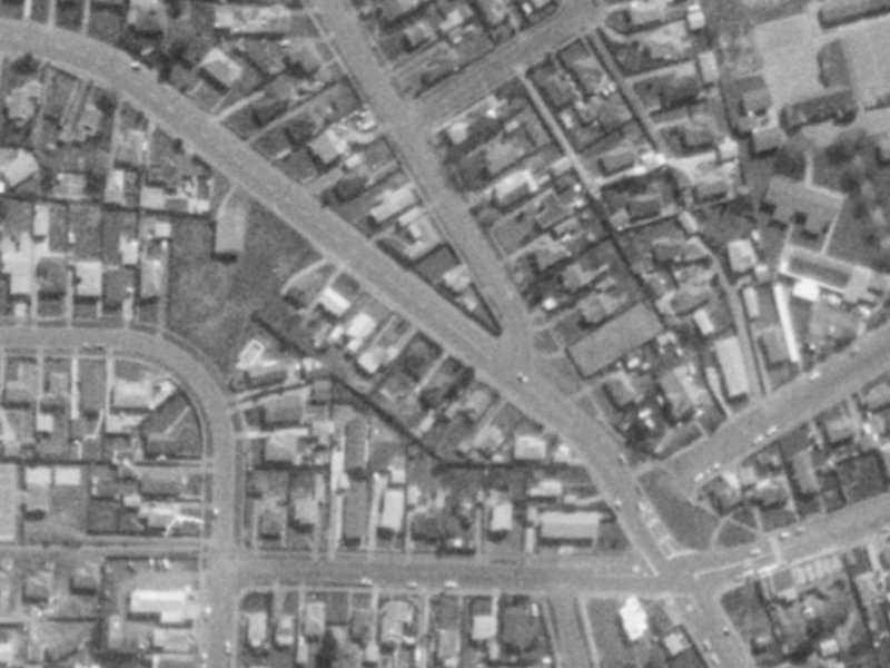 25 Rookwood Avenue from the air, 1975-1979