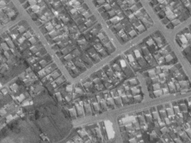 21 Glenfield Crescent from the air, 1975-1979