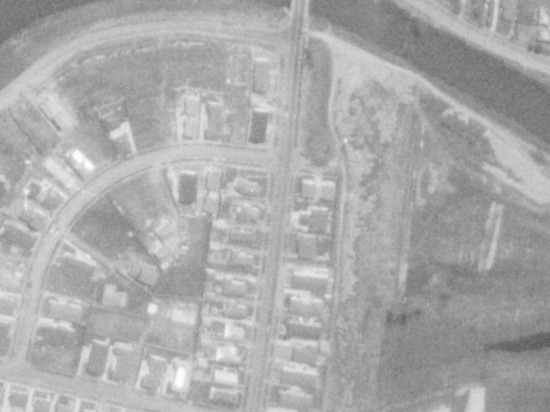 152 Avondale Road from the air, 1975-1979