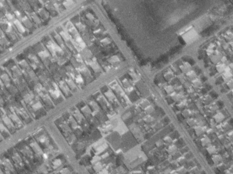 64A Hawkesbury Avenue from the air, 1975-1979