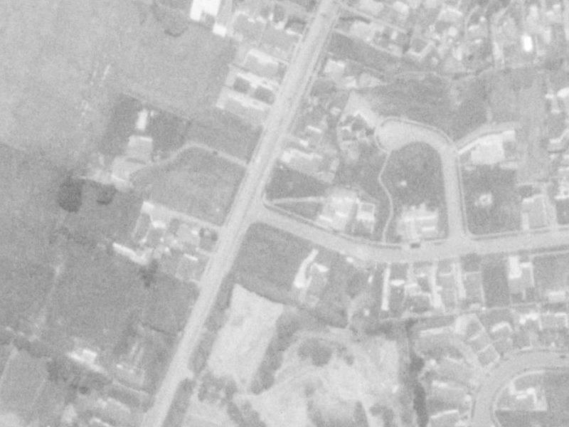 32 Strathean Avenue from the air, 1975-1979