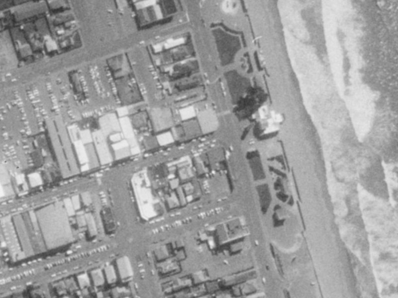 8 Brighton Mall from the air, 1975-1979