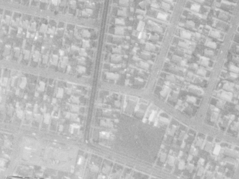 32 Niven Street from the air, 1975-1979