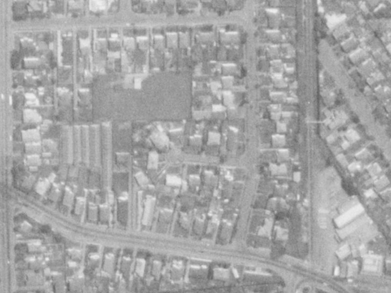4 Kain Avenue from the air, 1975-1979