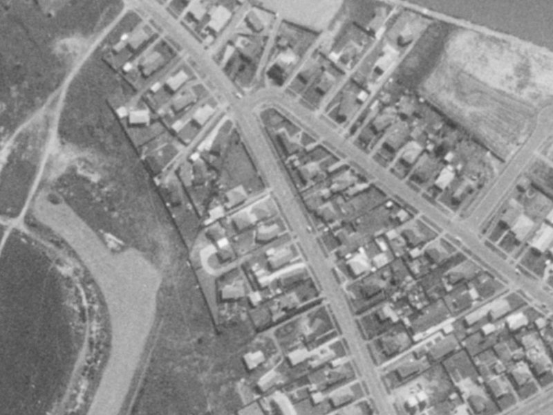 102 Bexley Road from the air, 1975-1979