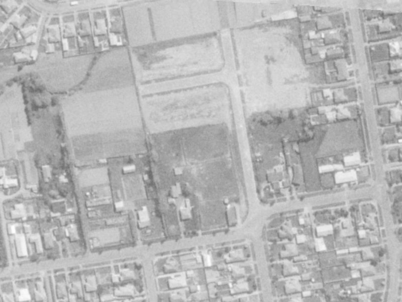 42 Cheam Street from the air, 1975-1979