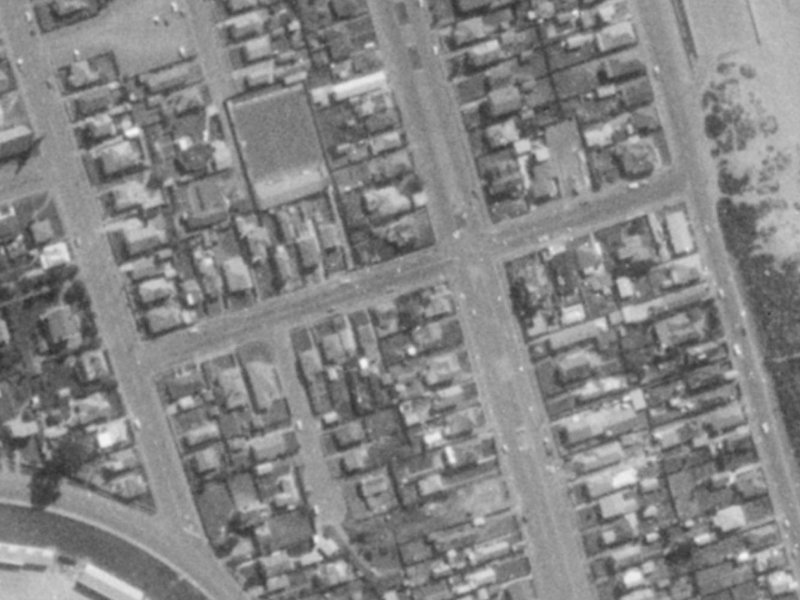25 Hood Street from the air, 1975-1979