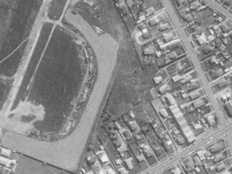 28 Brightstone Crescent from the air, 1975-1979