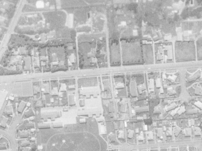 39 Merrin Street from the air, 1975-1979